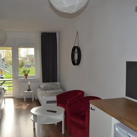Dom Aurora - Pokoje 2, 3, 4 Osobowe Nad Morzem Dziwnówek Exterior foto
