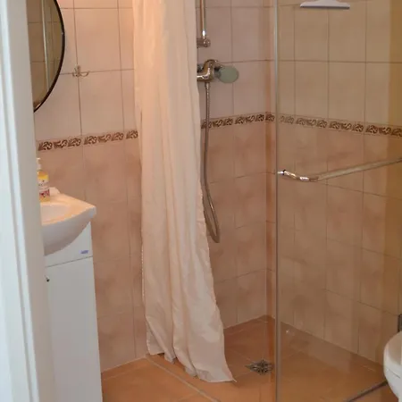 Dom Aurora - Pokoje 2, 3, 4 Osobowe Nad Morzem Dziwnówek Exterior foto