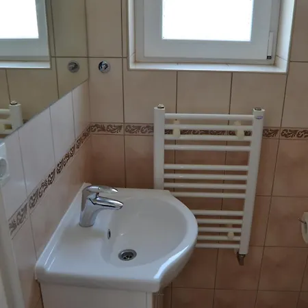 Dom Aurora - Pokoje 2, 3, 4 Osobowe Nad Morzem Dziwnówek Exterior foto