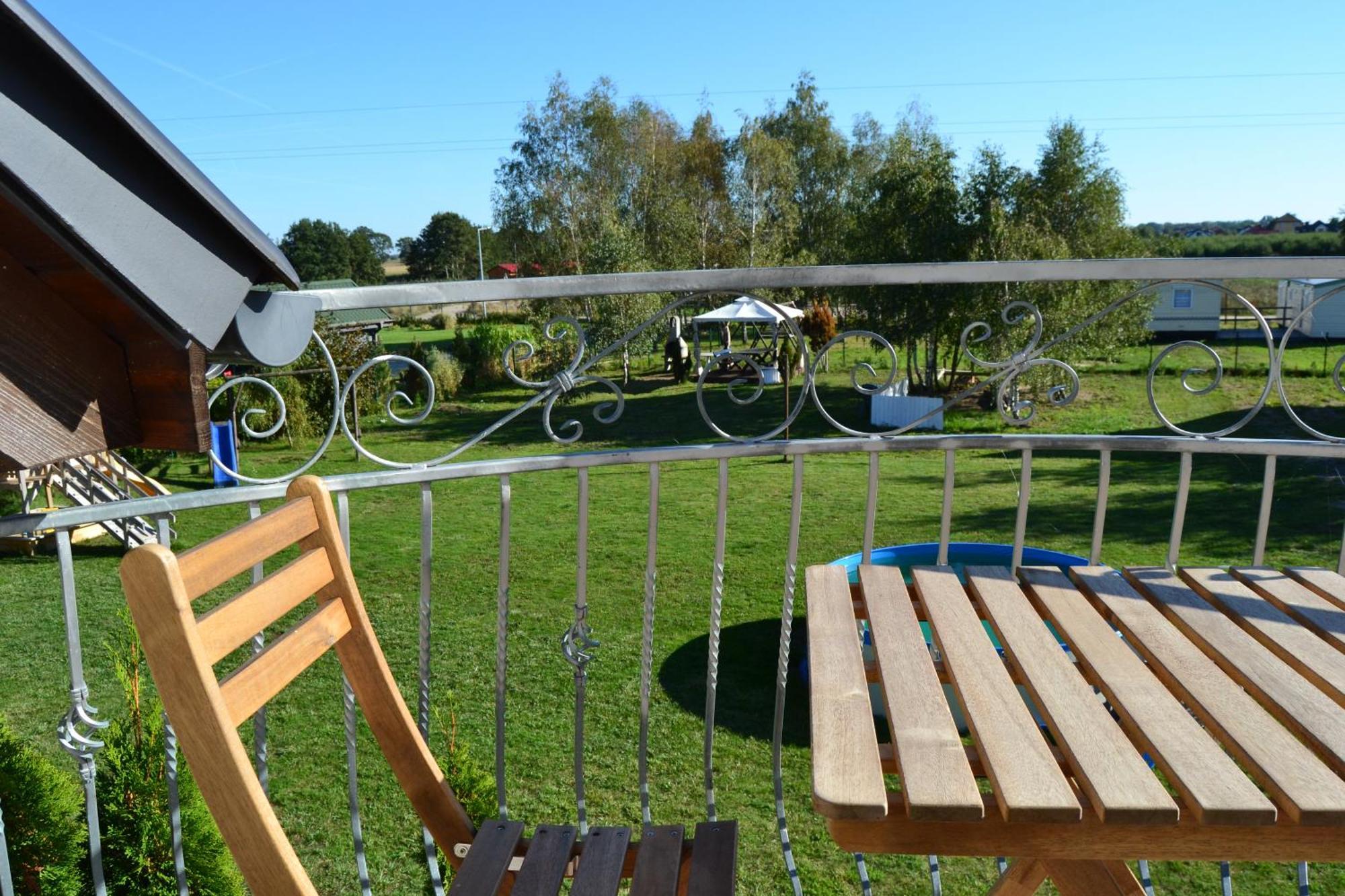 Homestay Dom Aurora - 2, 3, 4 Osobowe Nad Morzem Dziwnowek