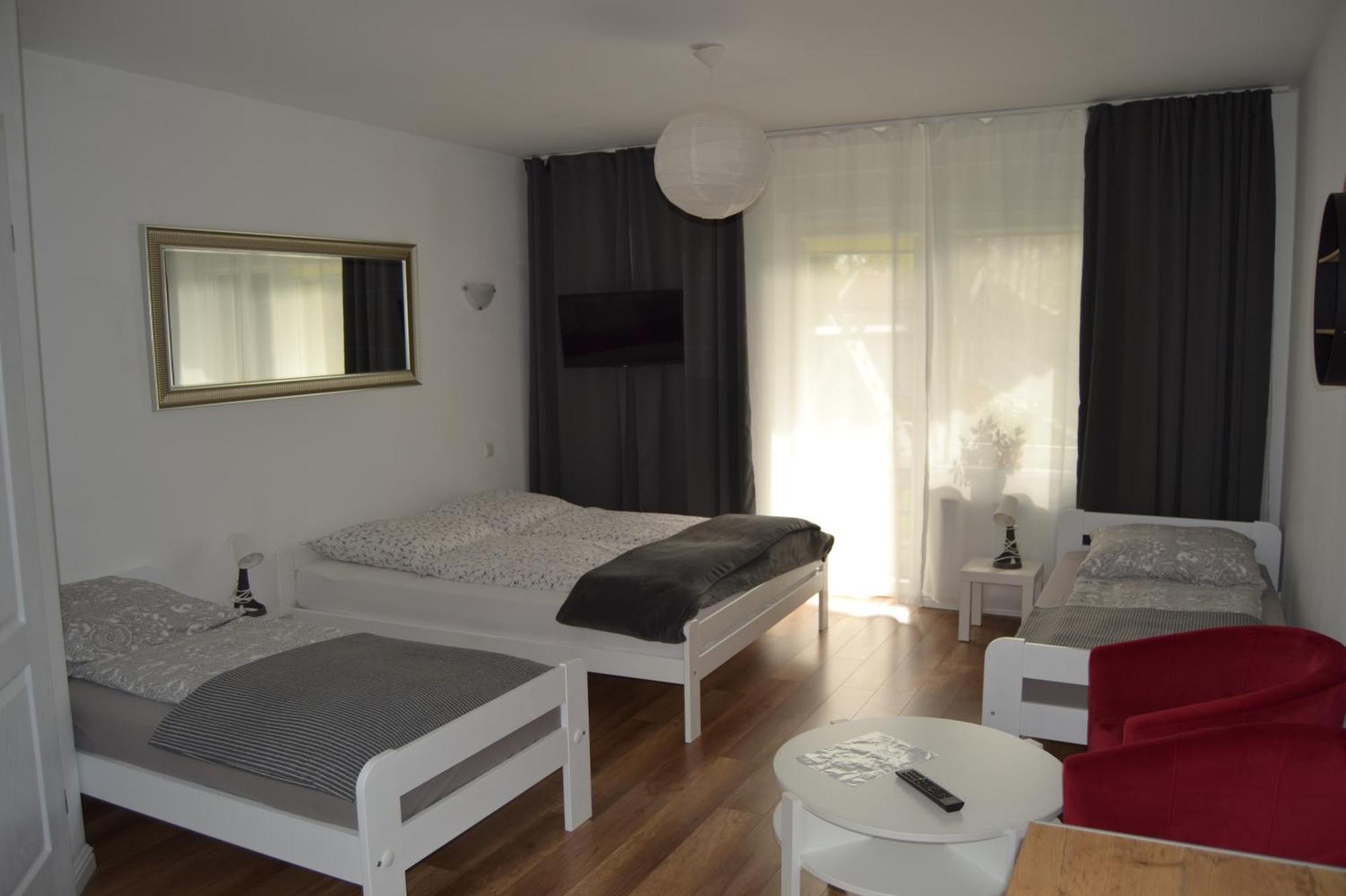 Dom Aurora - 2, 3, 4 Osobowe Nad Morzem Homestay *