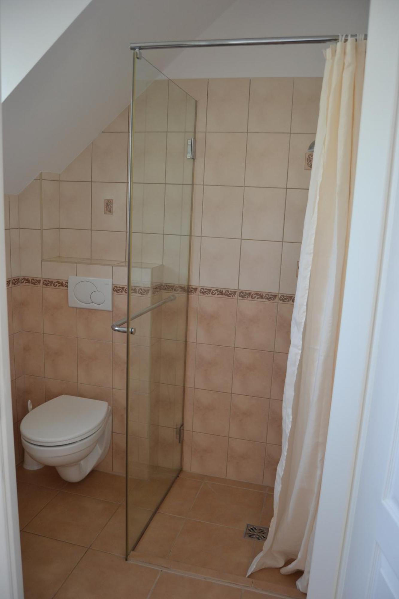 Privatunterkunft Dom Aurora - 2, 3, 4 Osobowe Nad Morzem Dziwnówek